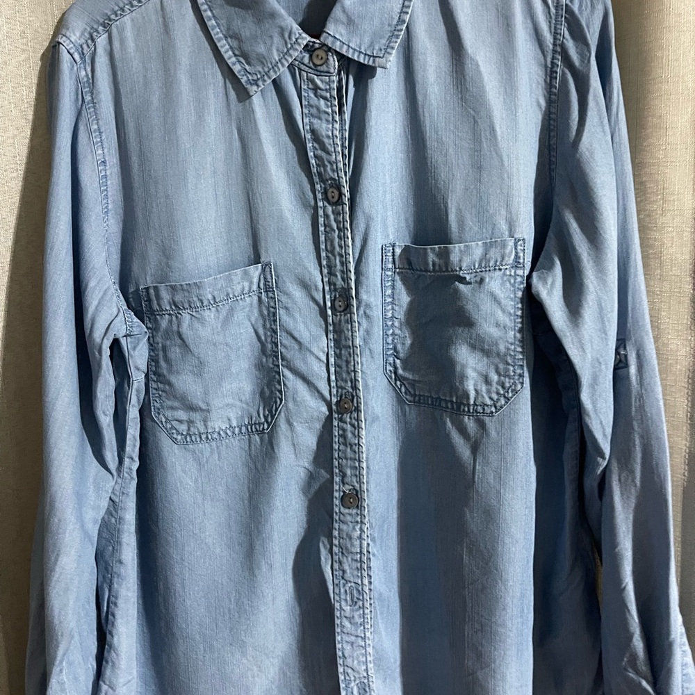 Liverpool Los Angeles Chambray Button-Up Shirt Size Large